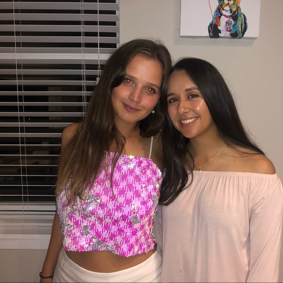 Meet your Posher, Priscilla - Picture 1 of 1